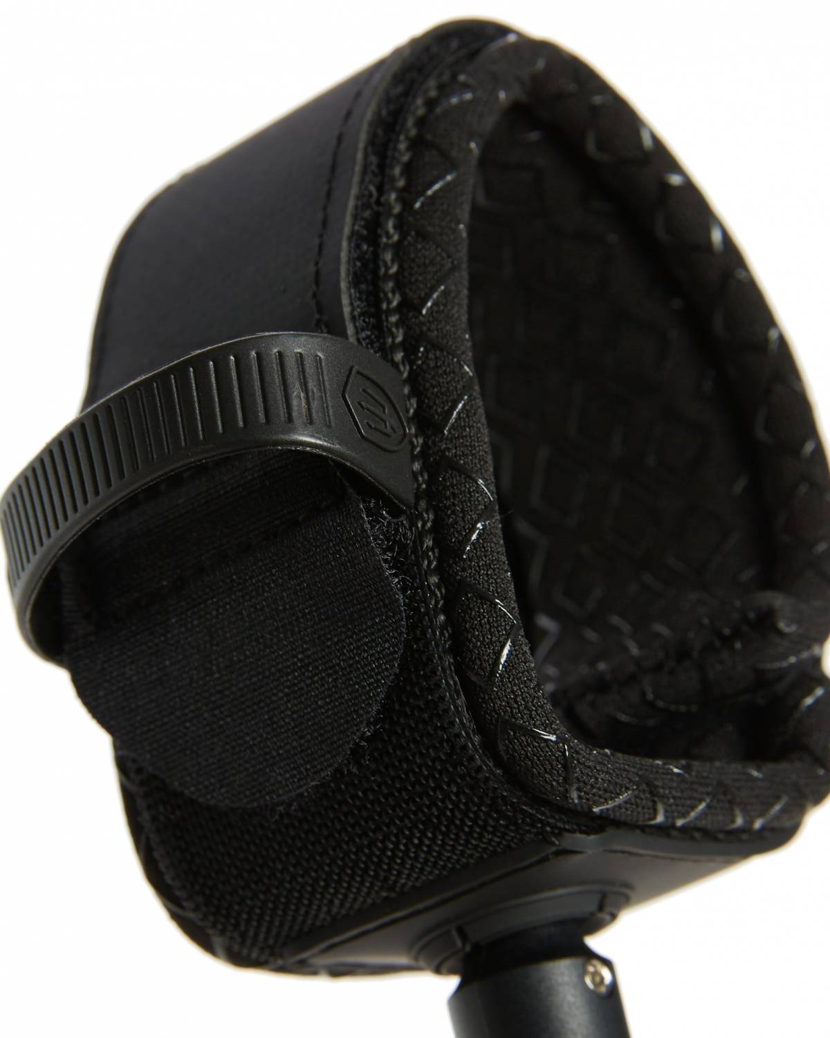 Matt Black Legrope Back
