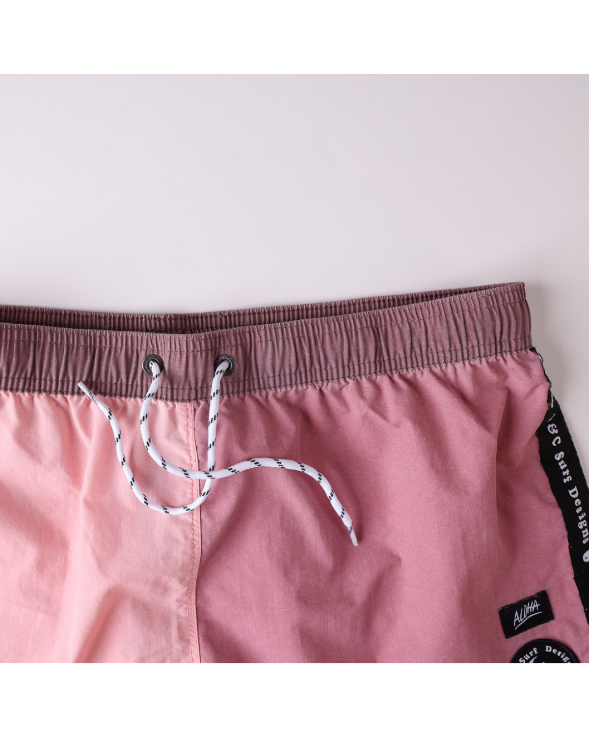 Shorts with drawstring