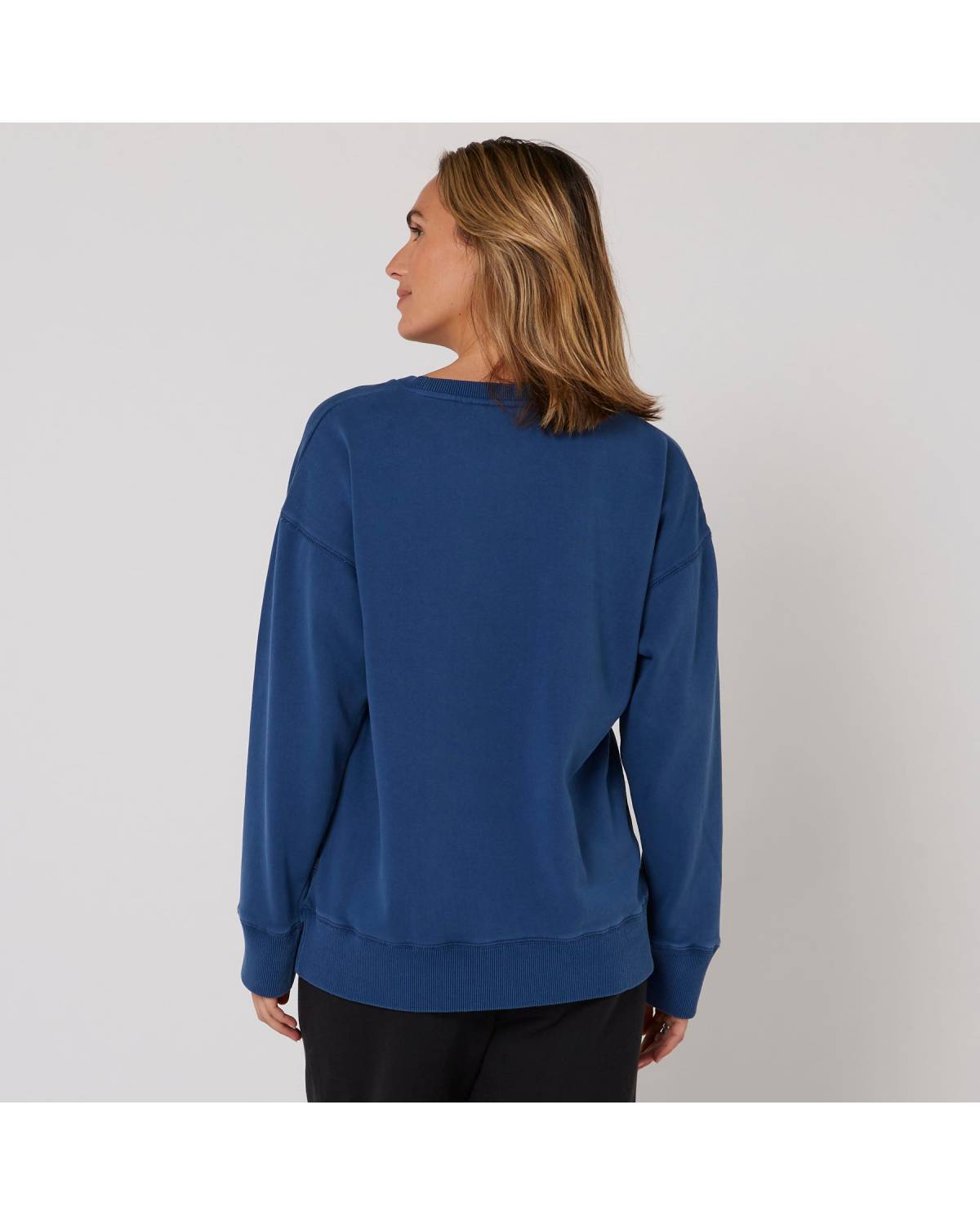Priority Slouch Crew
