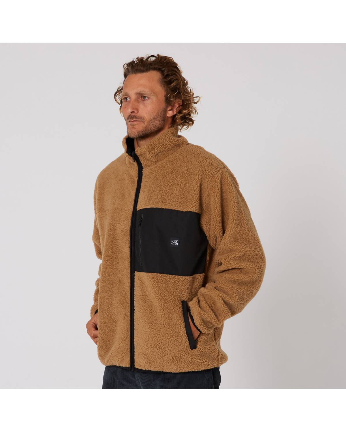 Peak Zip Sweat