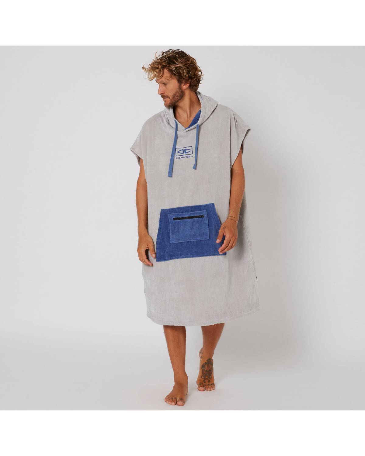 Clear Shot of Mens Daybreak Hooded Poncho Light Grey