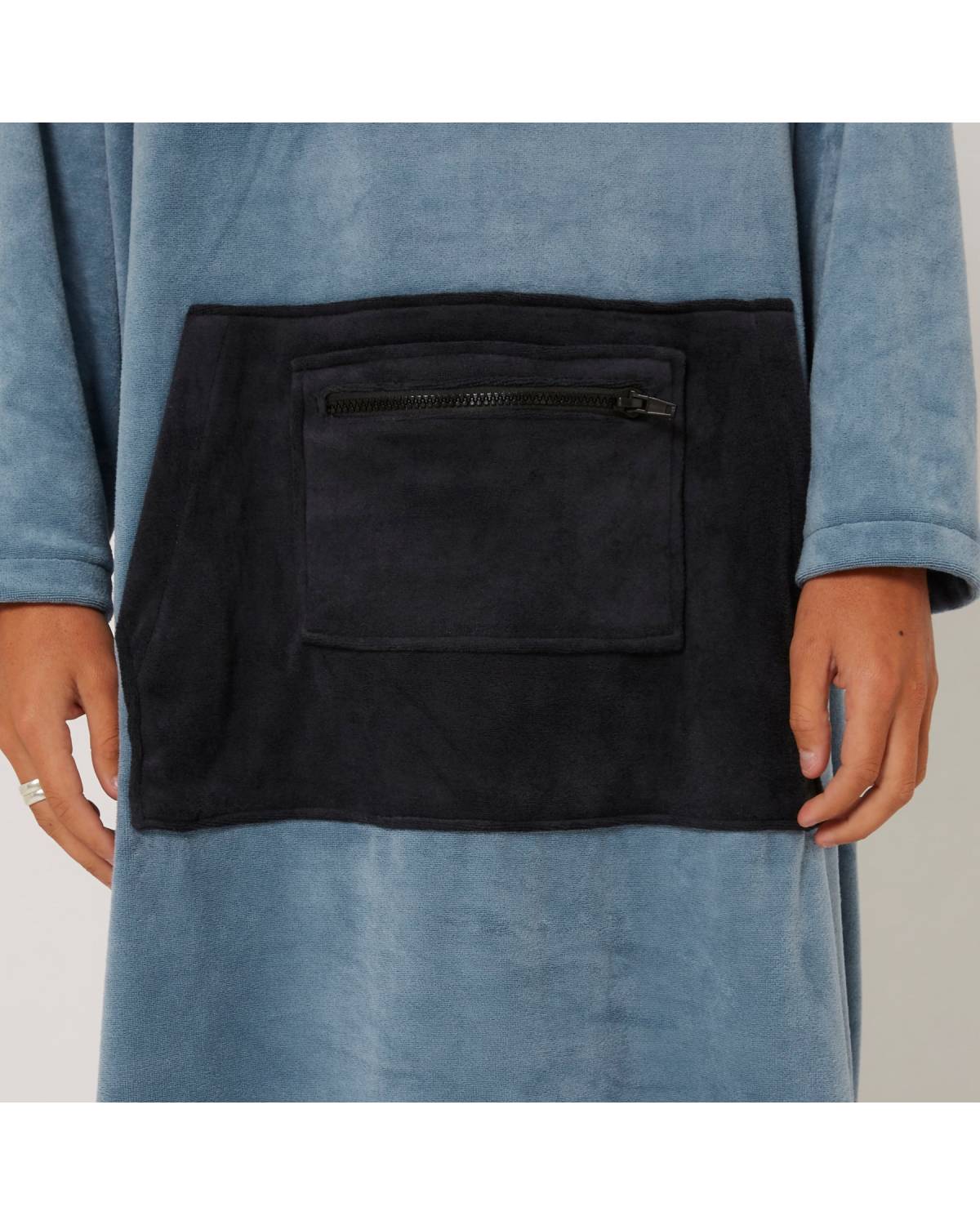 Surf Essentials LS Poncho
