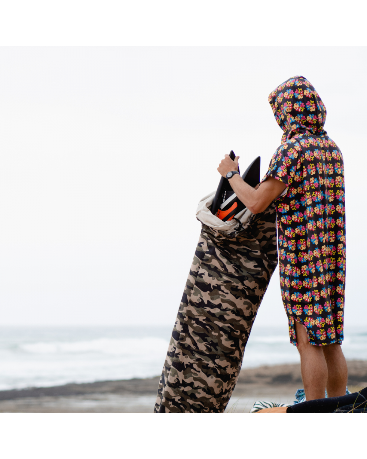 Alien Flower Love - Hooded Towel