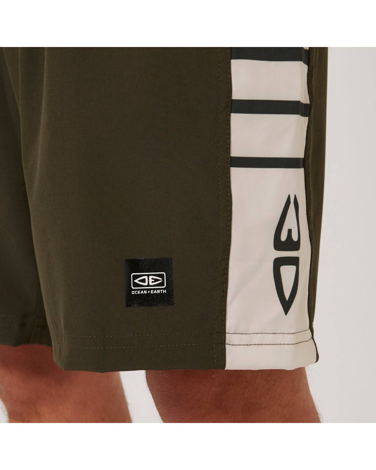 Infinite 19" Boardshort