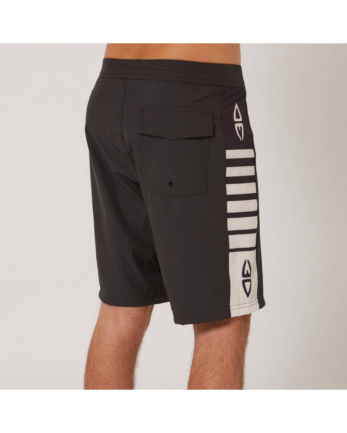 Infinite 19" Boardshort