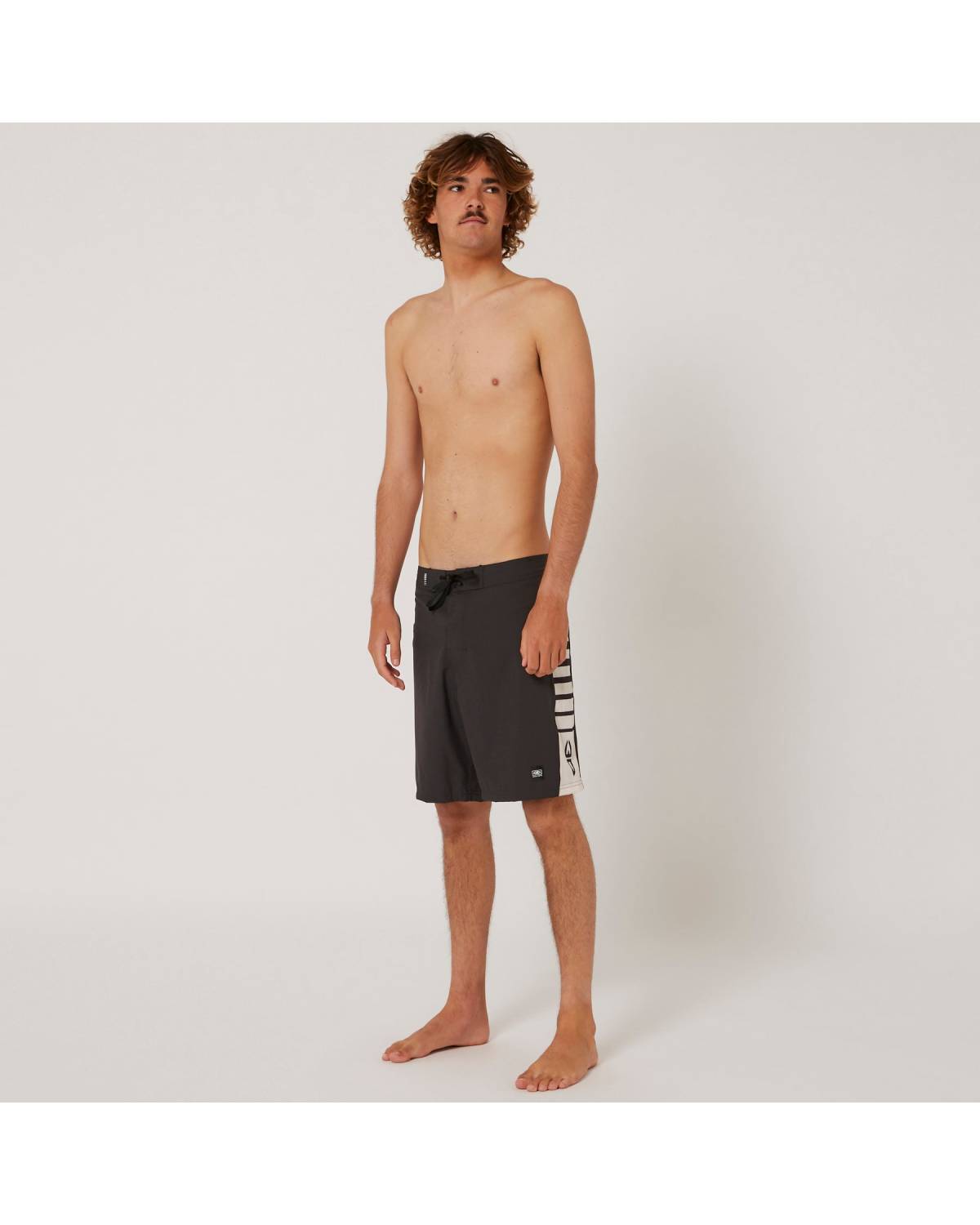 Infinite 19" Boardshort