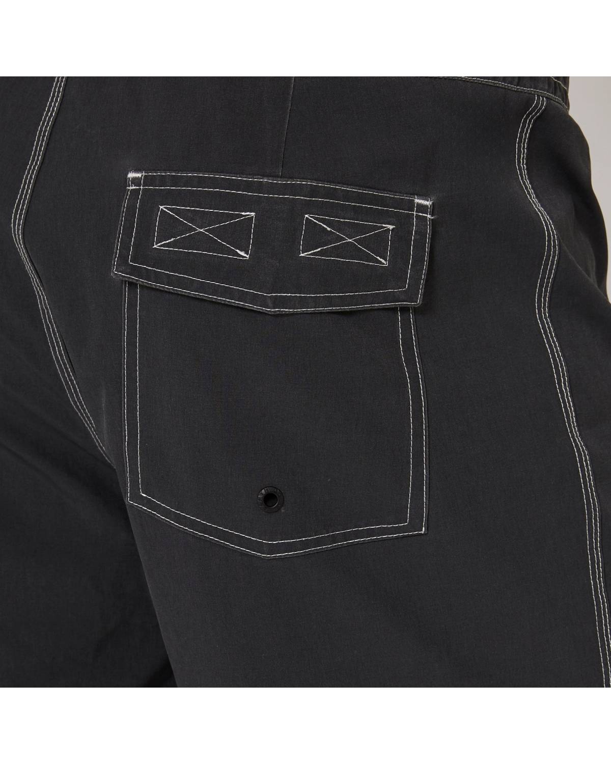 Close-up pocket black