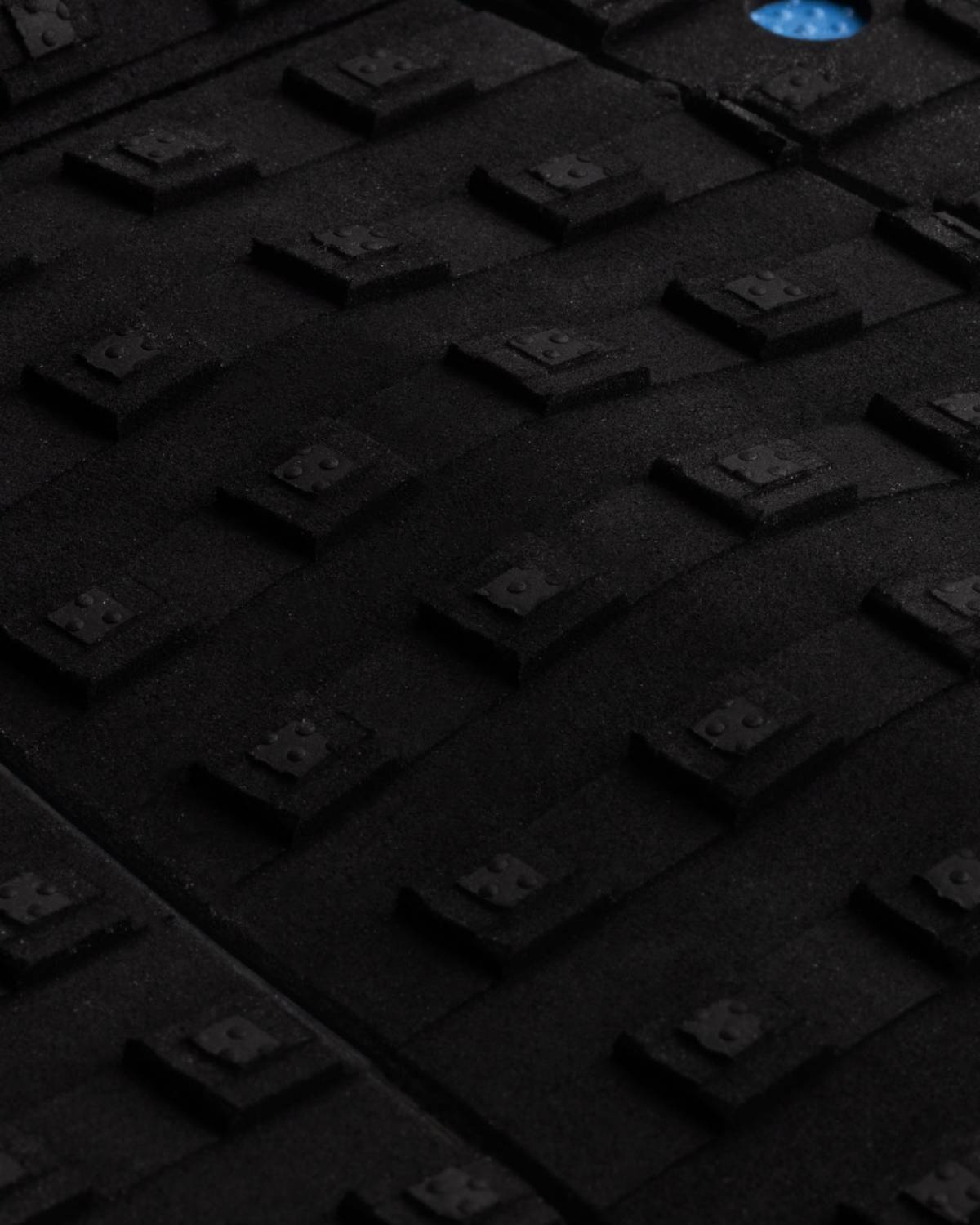 Close-up of traction pattern
