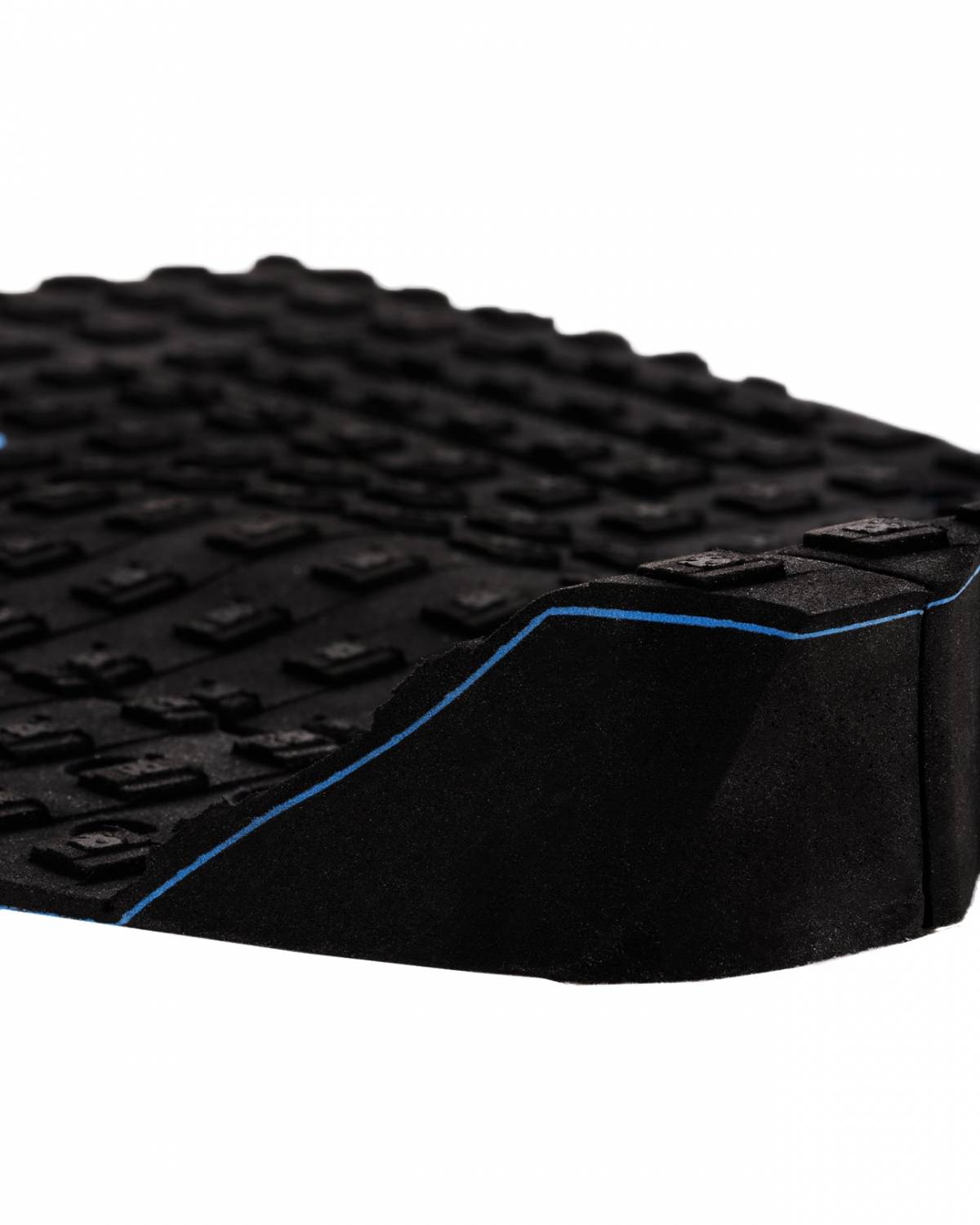 Side view of traction pad