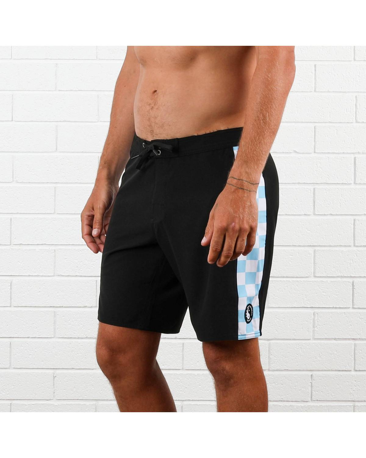 Off The Grid Trunk - Black/Ocean
