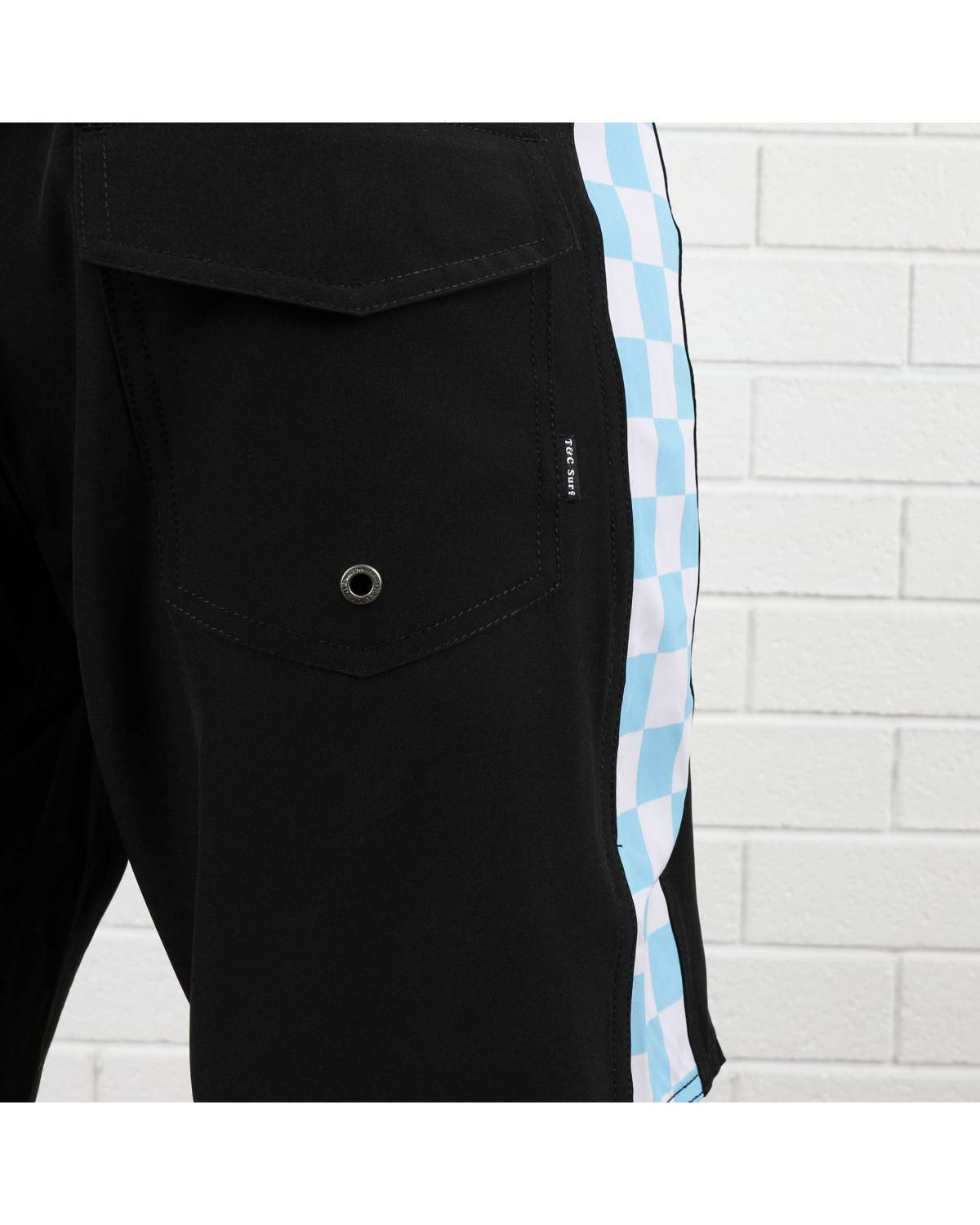 Off The Grid Trunk - Black/Ocean