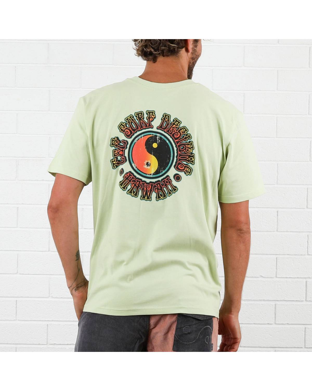 Vault Tee - Pistachio