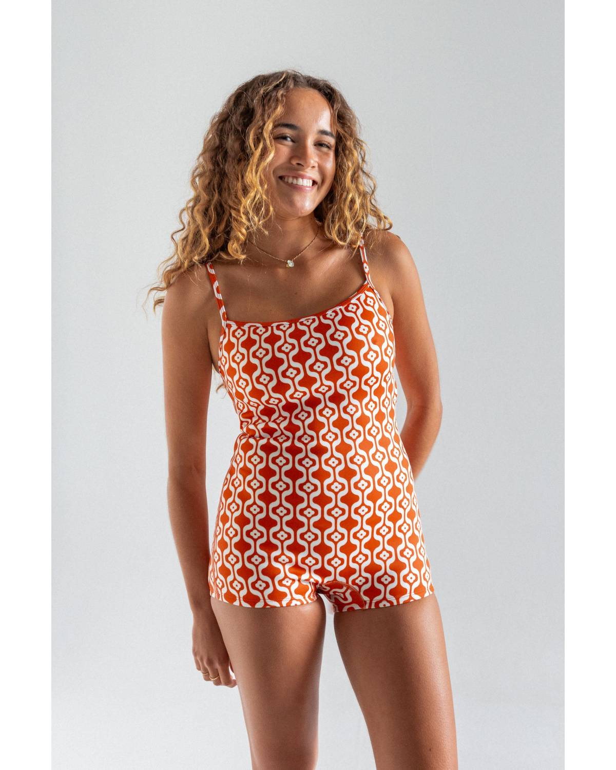Lou Foxy front