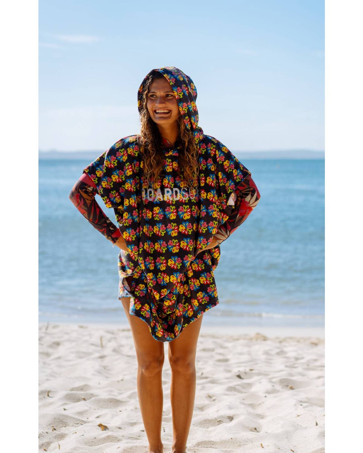Boardsox Ozzie Alien Love Changing Poncho on model