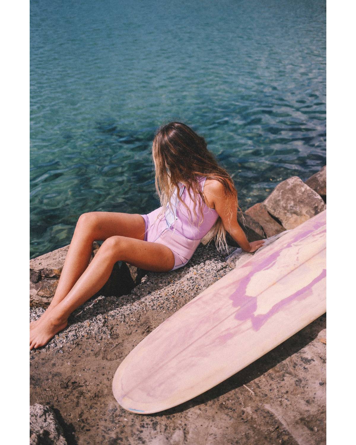 Surfing lifestyle in Candy Short Jane