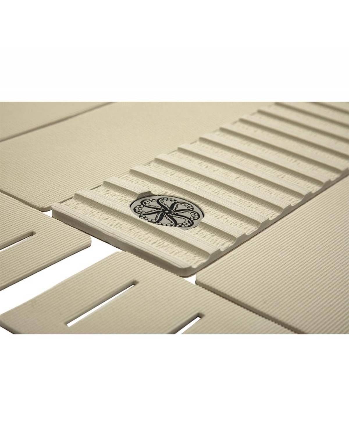 Chippa Wilson Front Deck - Cream
