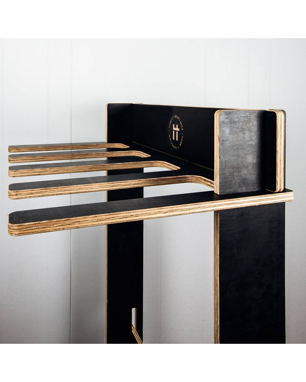 Formatt Q8 Freestanding Surfboard Rack Black 