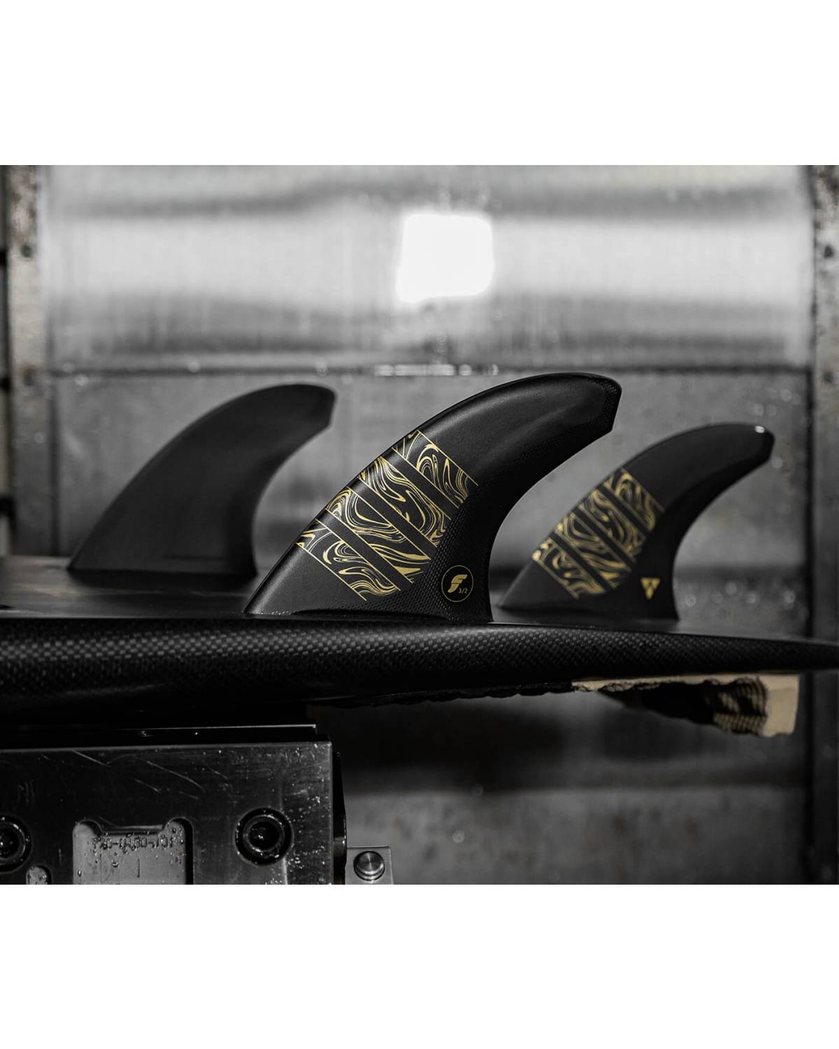 Surfboard Fins | Futures 3/2 Vector Alpha Thruster Medium