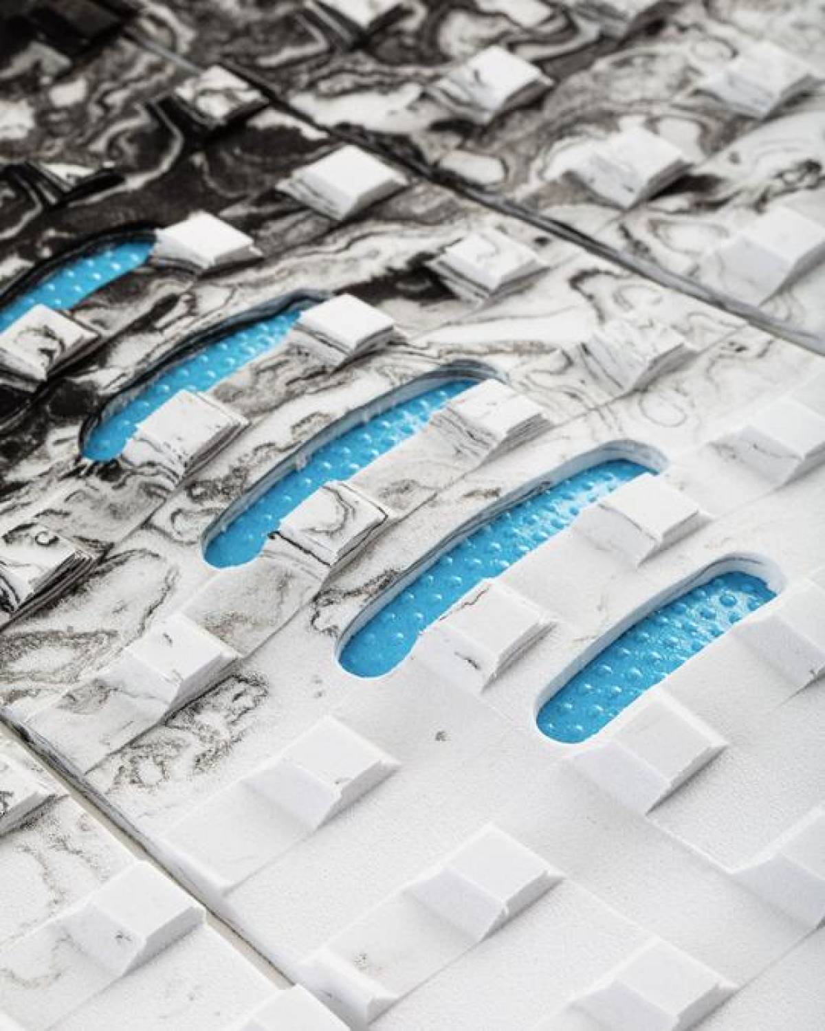 Mick Fanning Tail Pad - White Fade Black Blue
