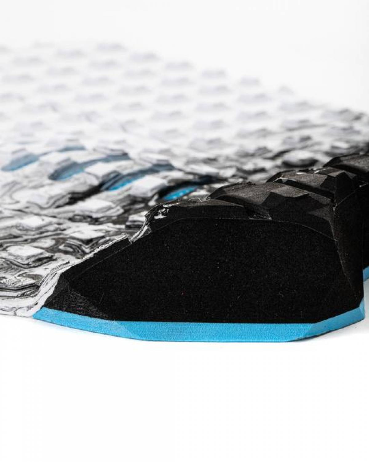 Mick Fanning Tail Pad - White Fade Black Blue
