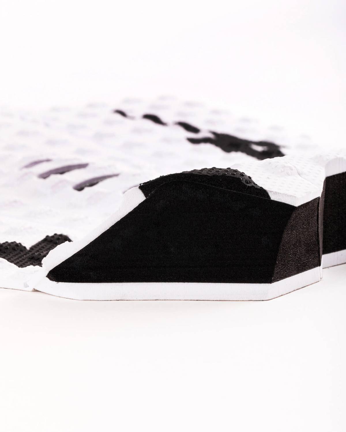 Mick Eugene Fanning Lite Tail Pad - White / Black