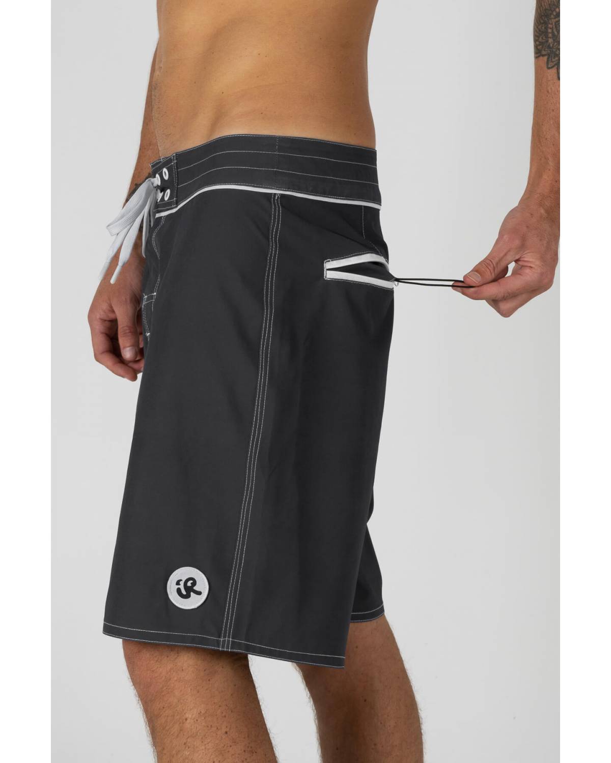 Side view with pocket detail