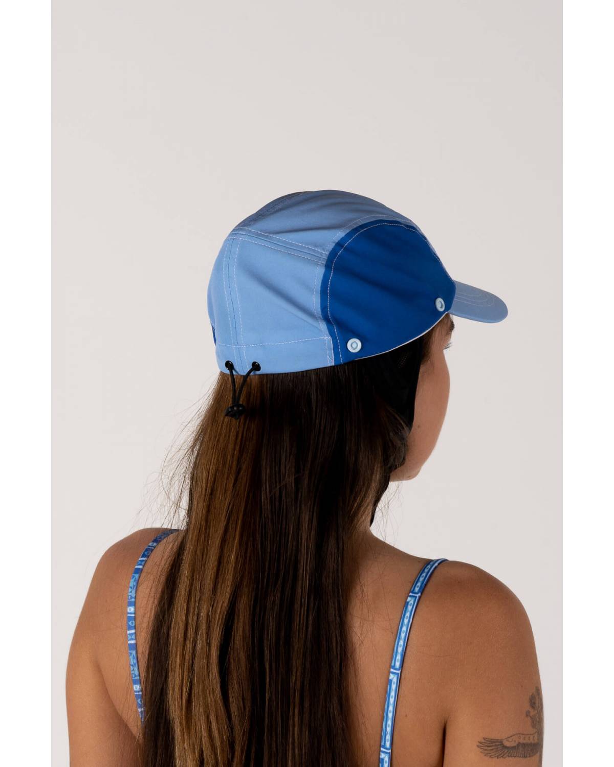 Back view with adjustable strap