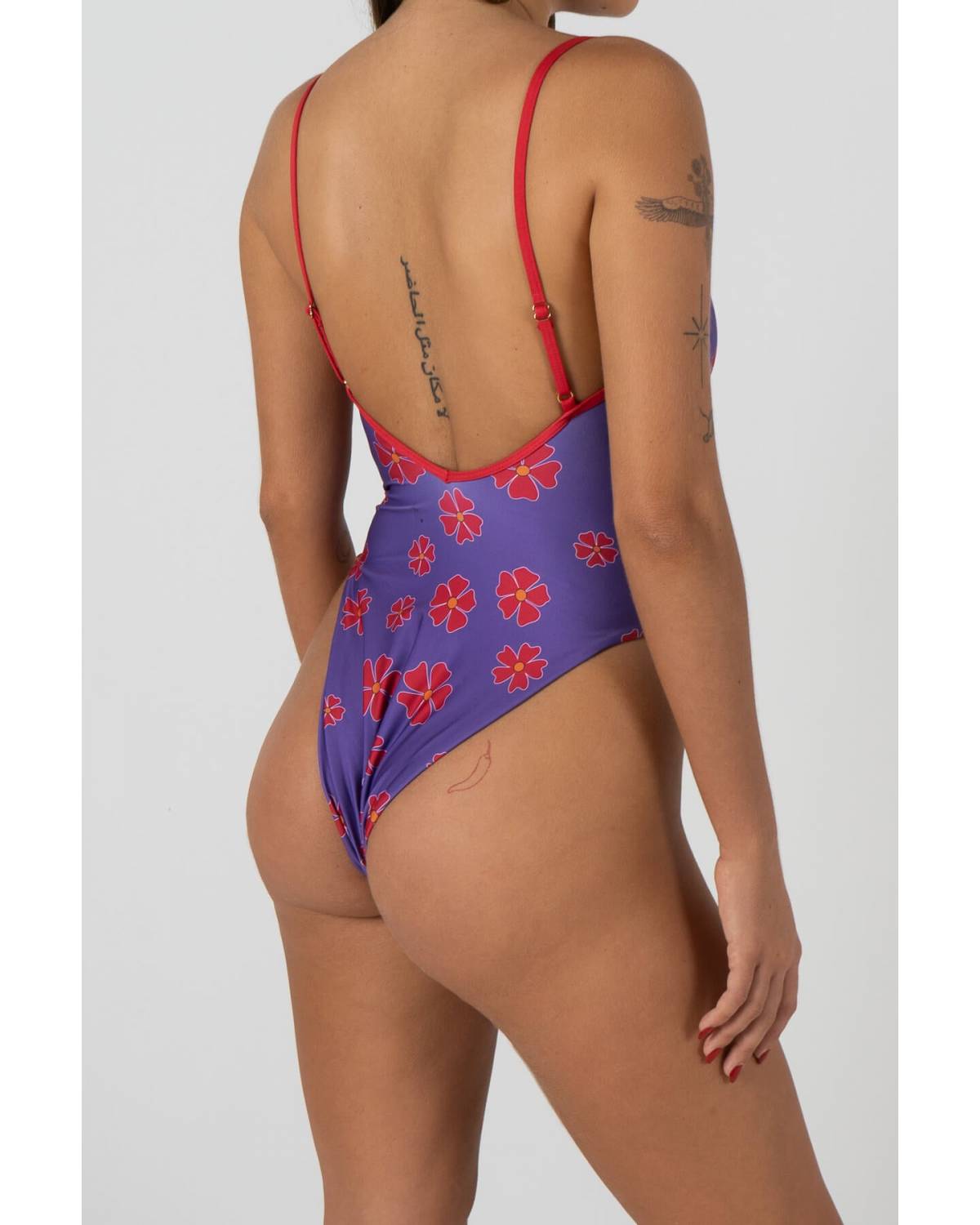 Back view on model, alternate angle
