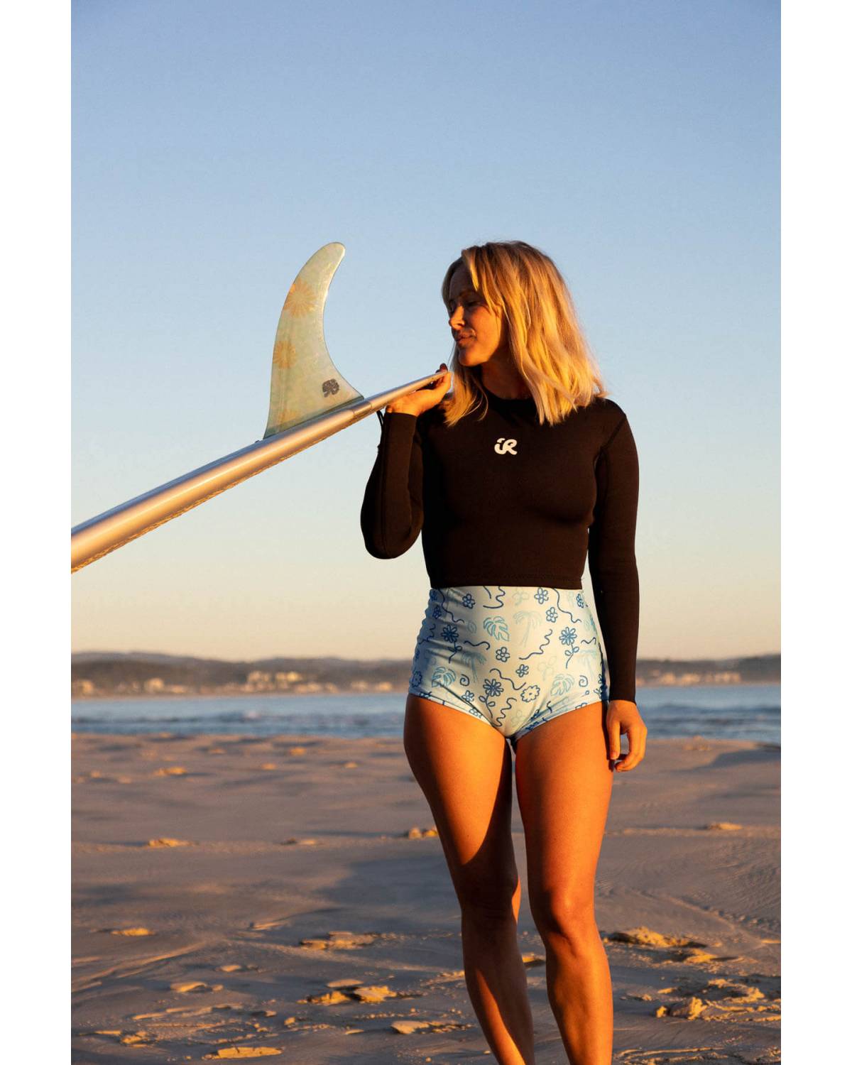 inner relm, vest, crop, jacket, ladies, surfing