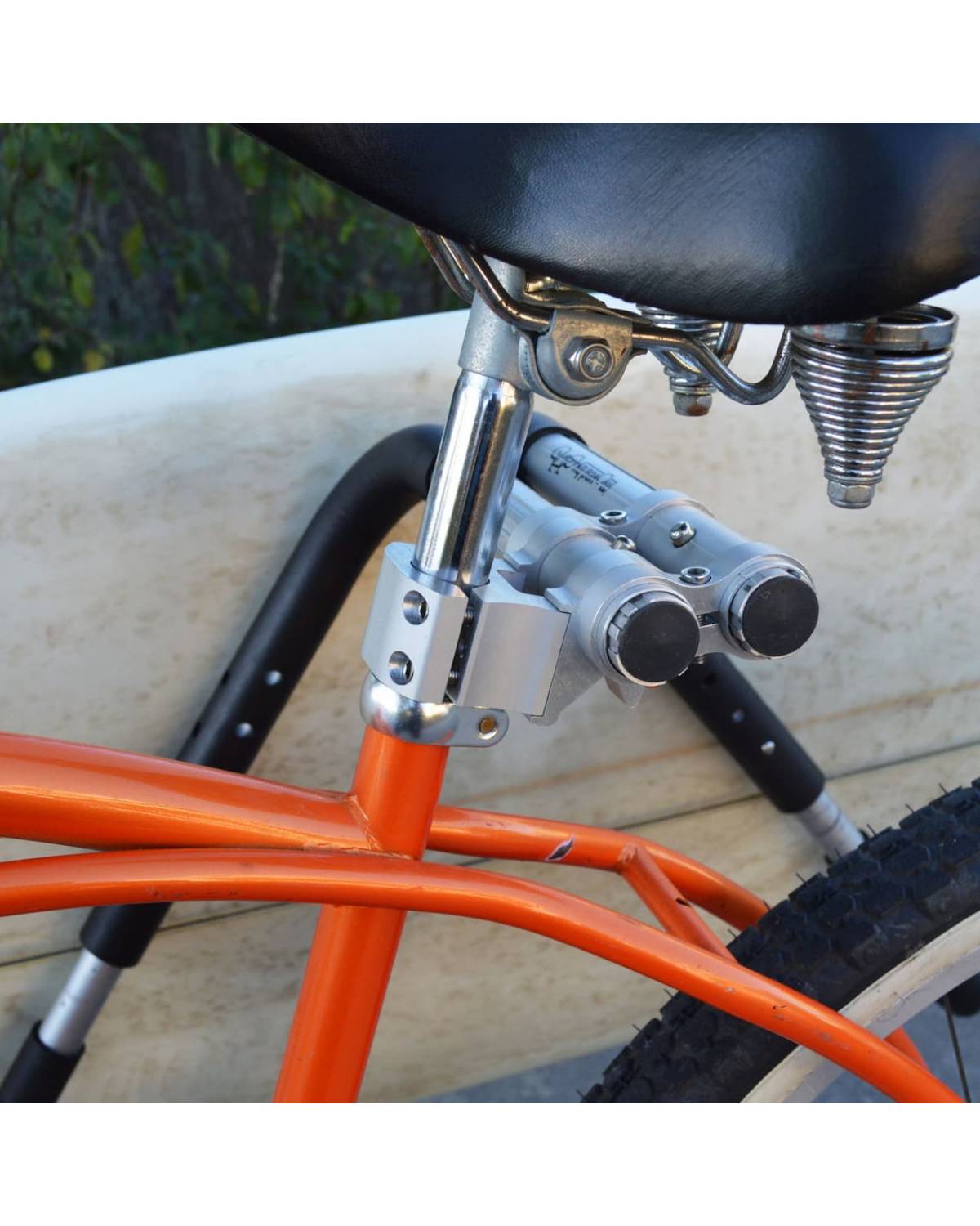 Moved by Bikes mbb shortboard surfboard bike rack seatpost close up 2