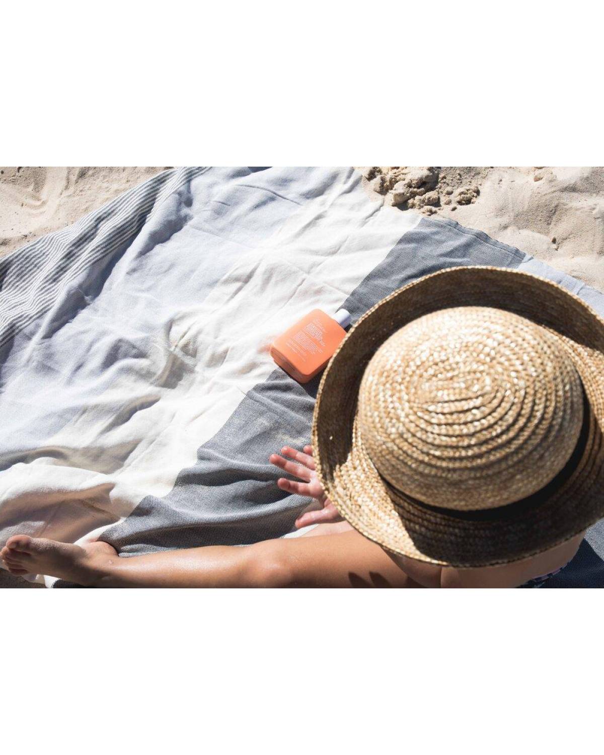 Johnny Turkish Towel - Natural Grey on model
