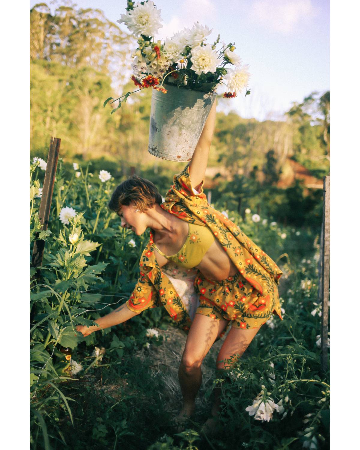 Shirt with bucket of flowers