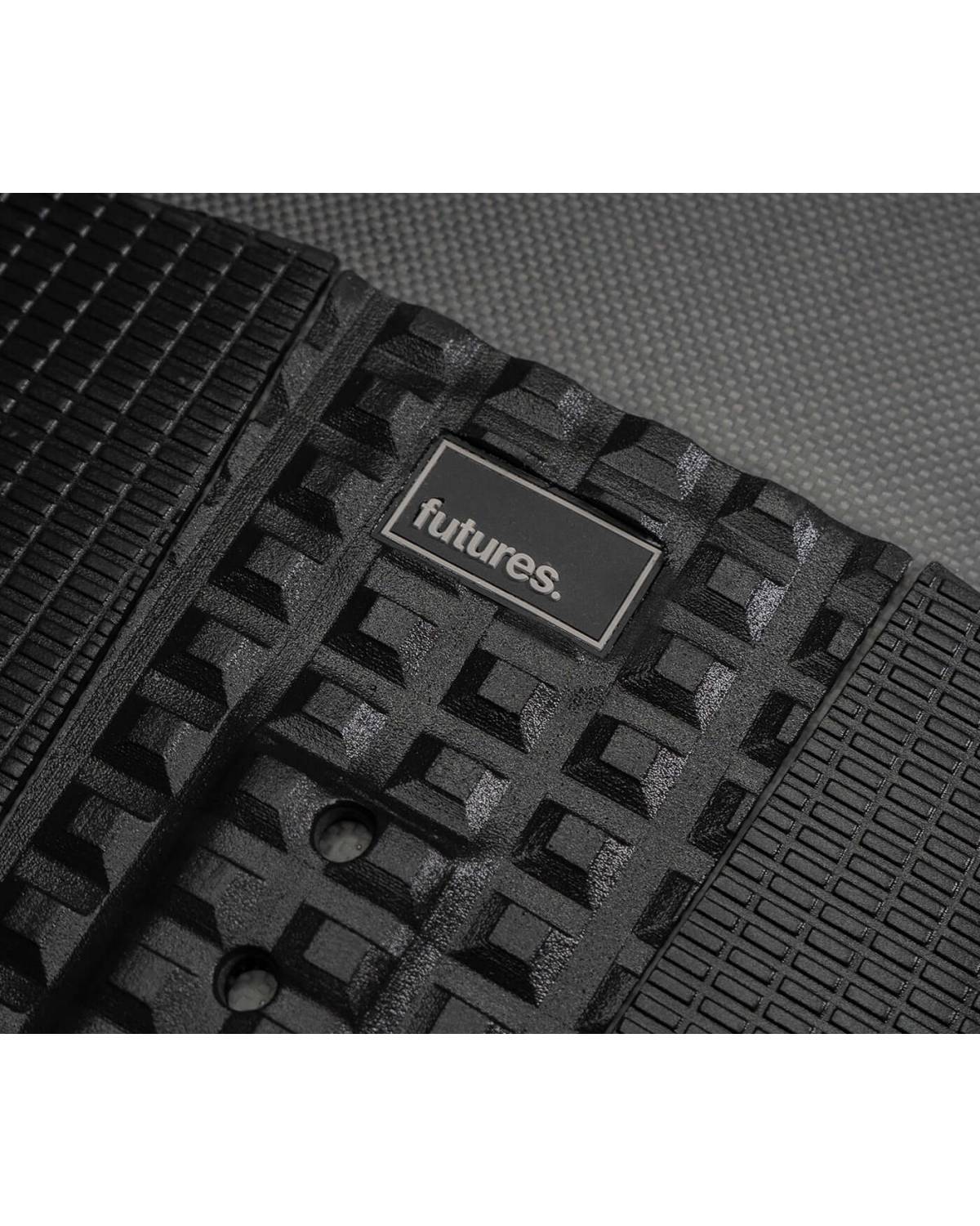 Voodoo Traction - Black