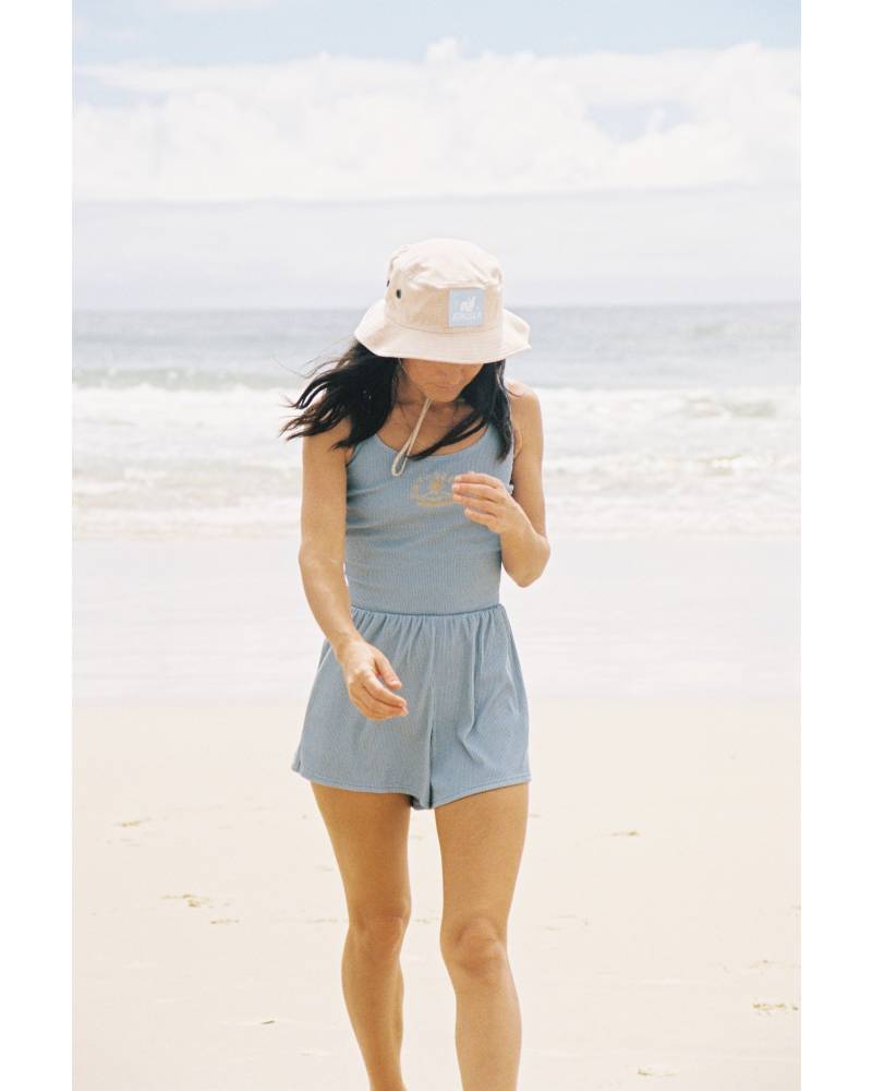 Hemp Bucket Surf Hat on model at the beach