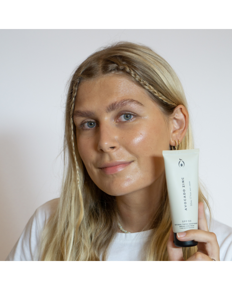 Avocado Zinc SPF 50 Natural Tinted Moisturiser - Medium/Dark 