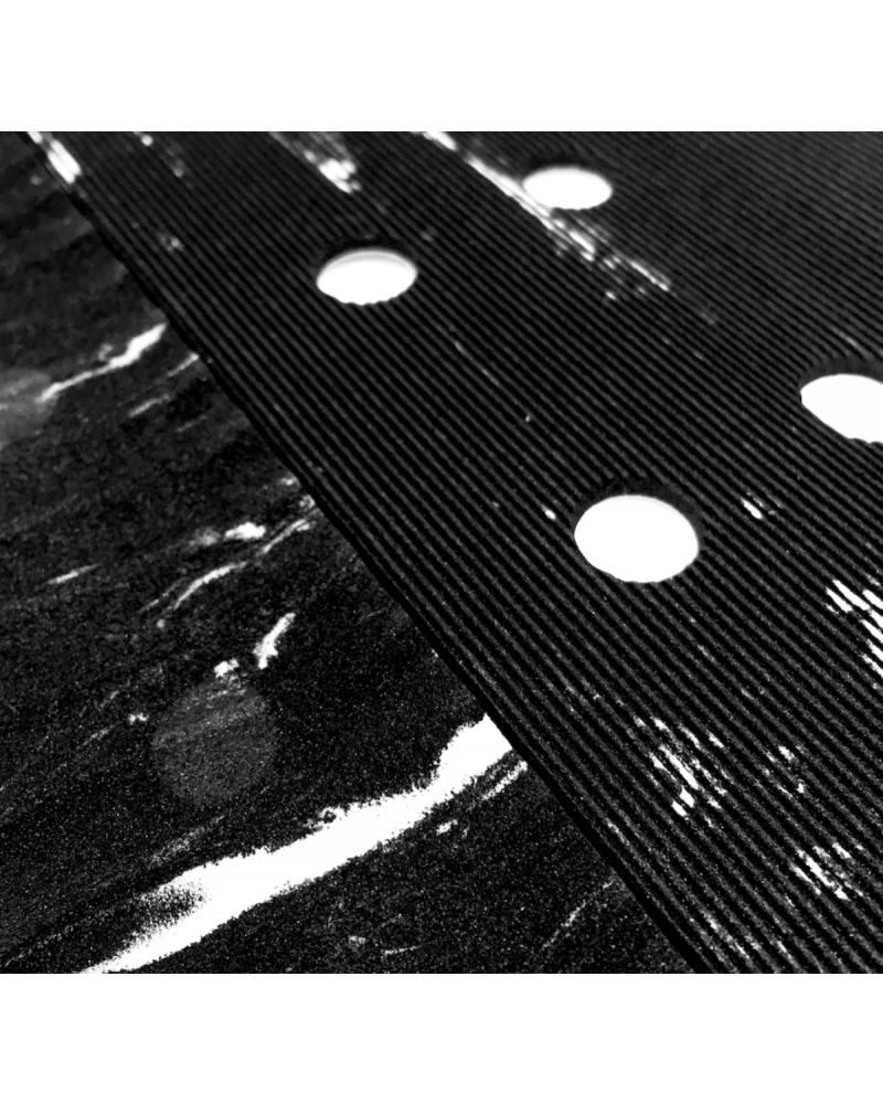 Raido Surf Black Void Front Traction