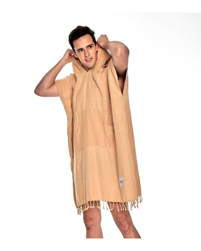 OZoola Surf Poncho - Sand on model