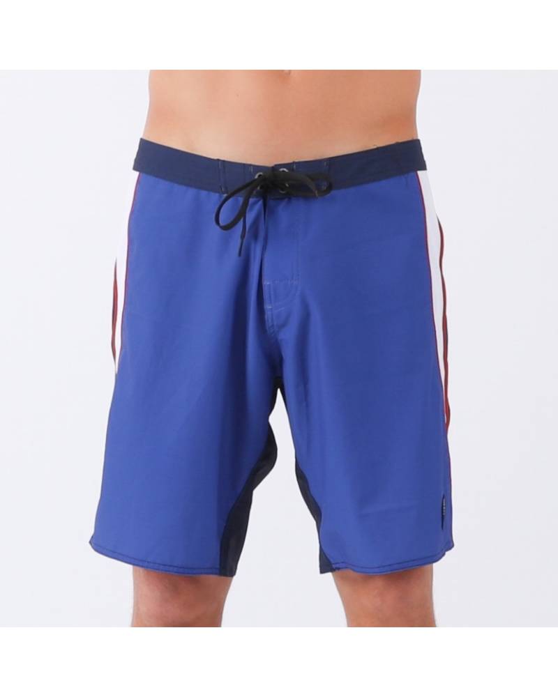 Back view of Layback Trunk