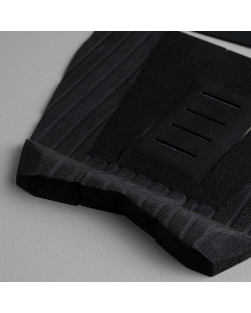Bravosurf | DEFLOW TRACTION 5 PIECE PAD | Black