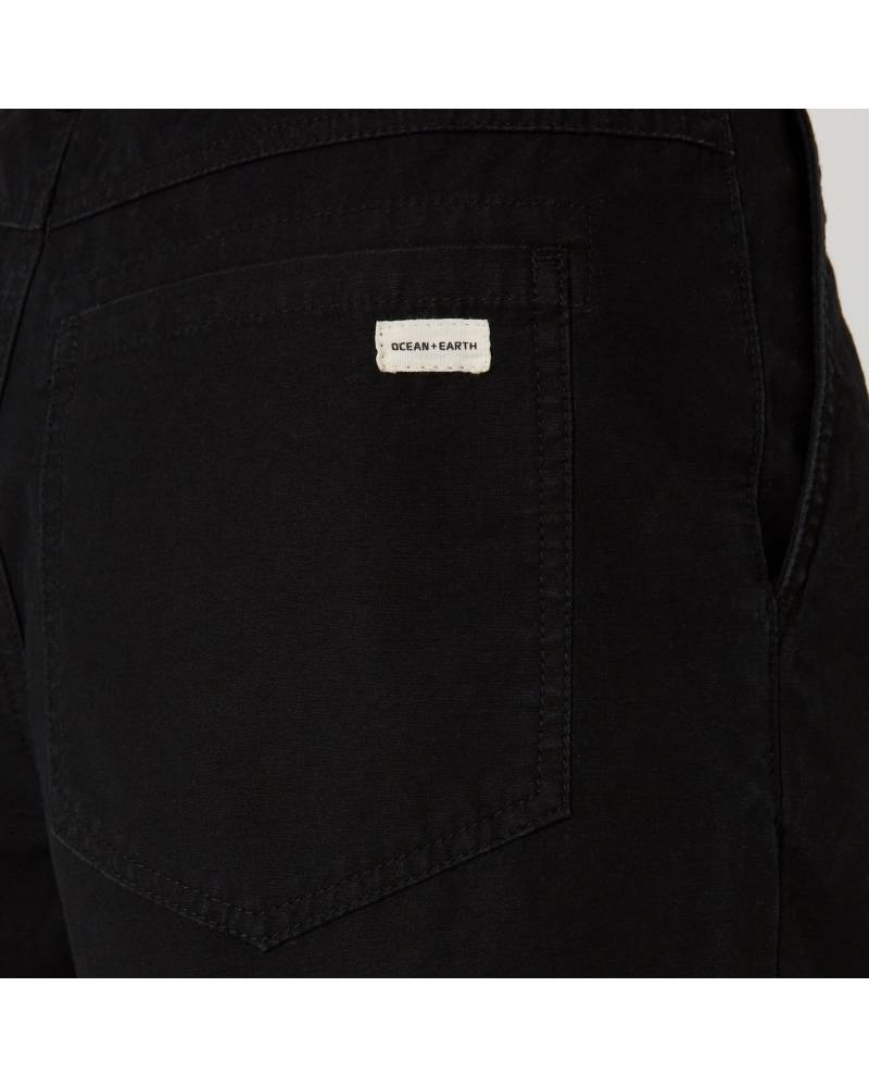Black color utility short