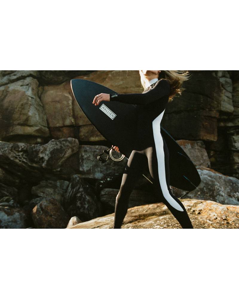 Nikki van Dijk Wetsuit (4/3) - Retro Monochrome
