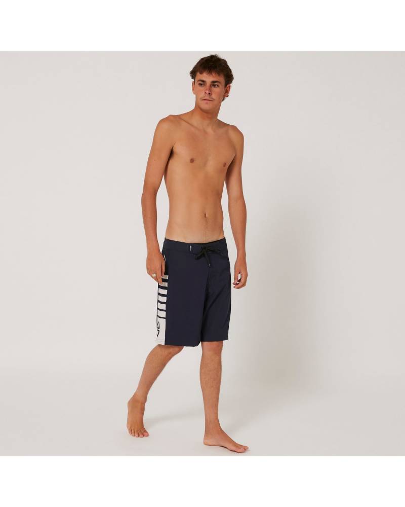 Infinite 19" Boardshort