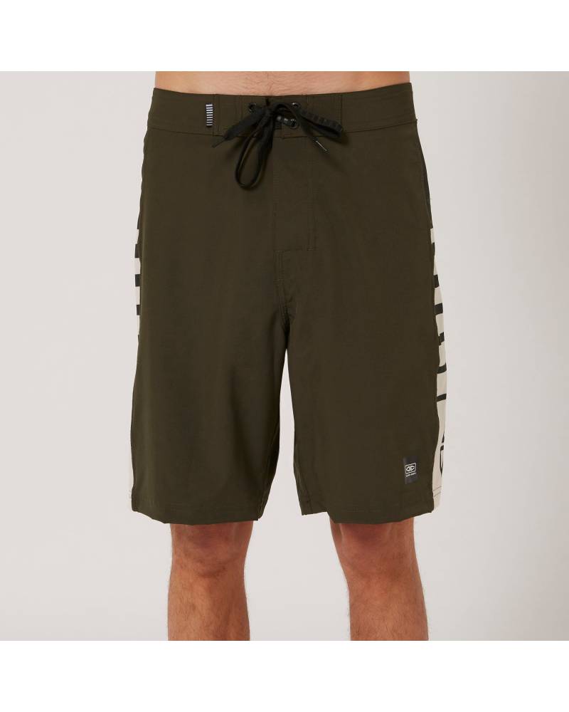Infinite 19" Boardshort