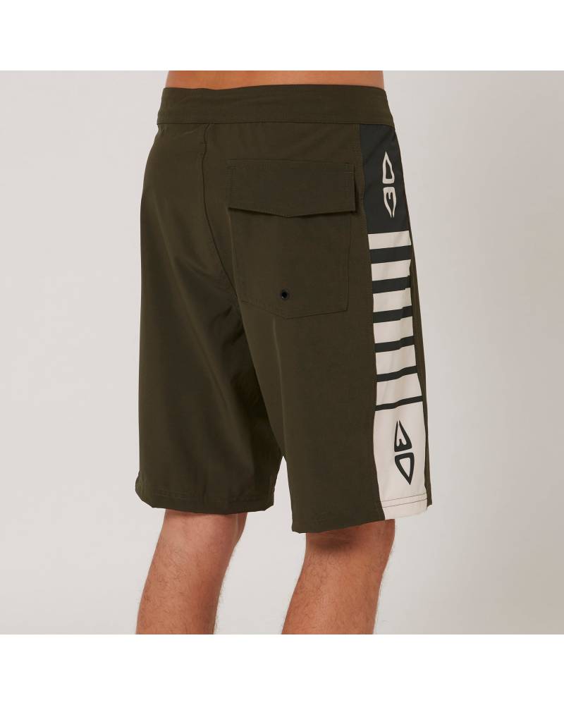 Infinite 19" Boardshort