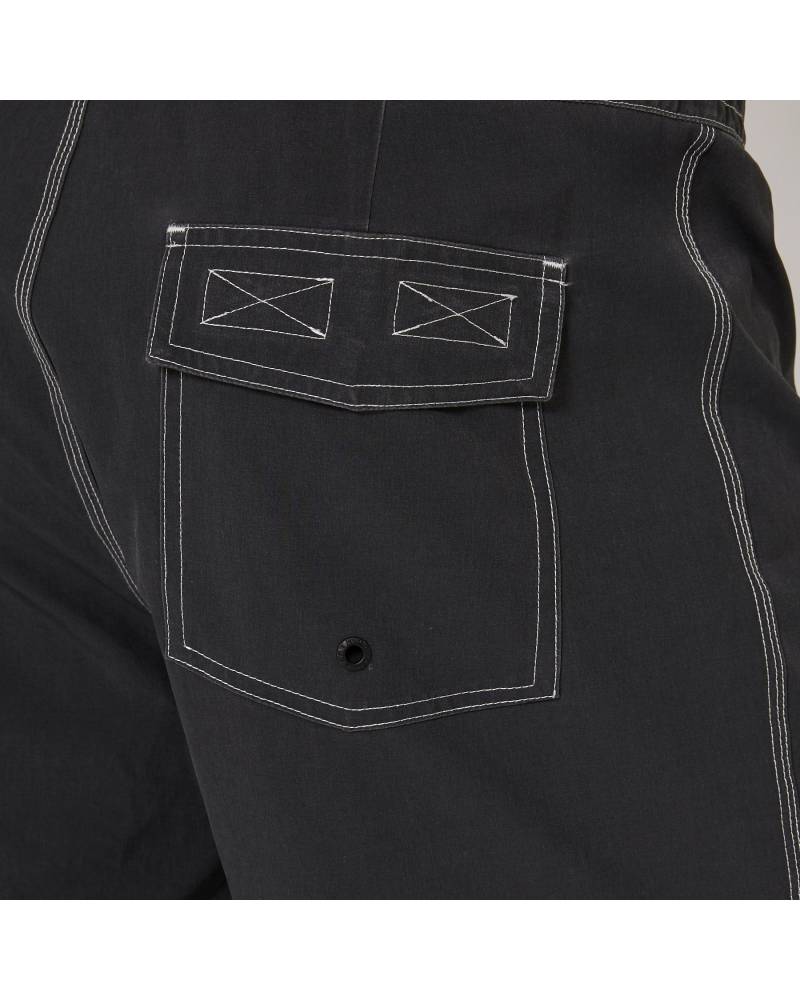 Close-up pocket black