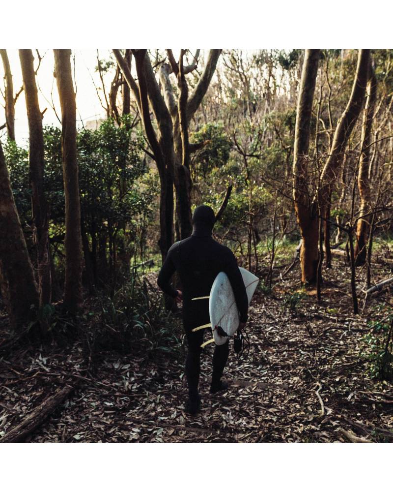 Sean Mawson testing the Cold Water ONE-XT Surfboard Leash by Ocean and Earth