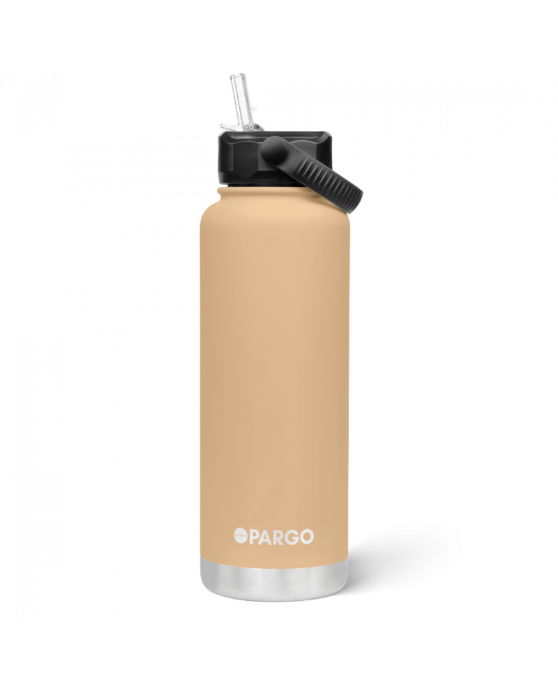 Insulated sports water bottle with straw, 1200mL capacity : DESERT Sand
