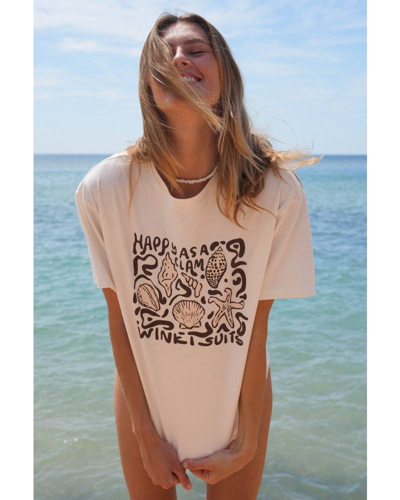 Clam Tee beach lifestyle