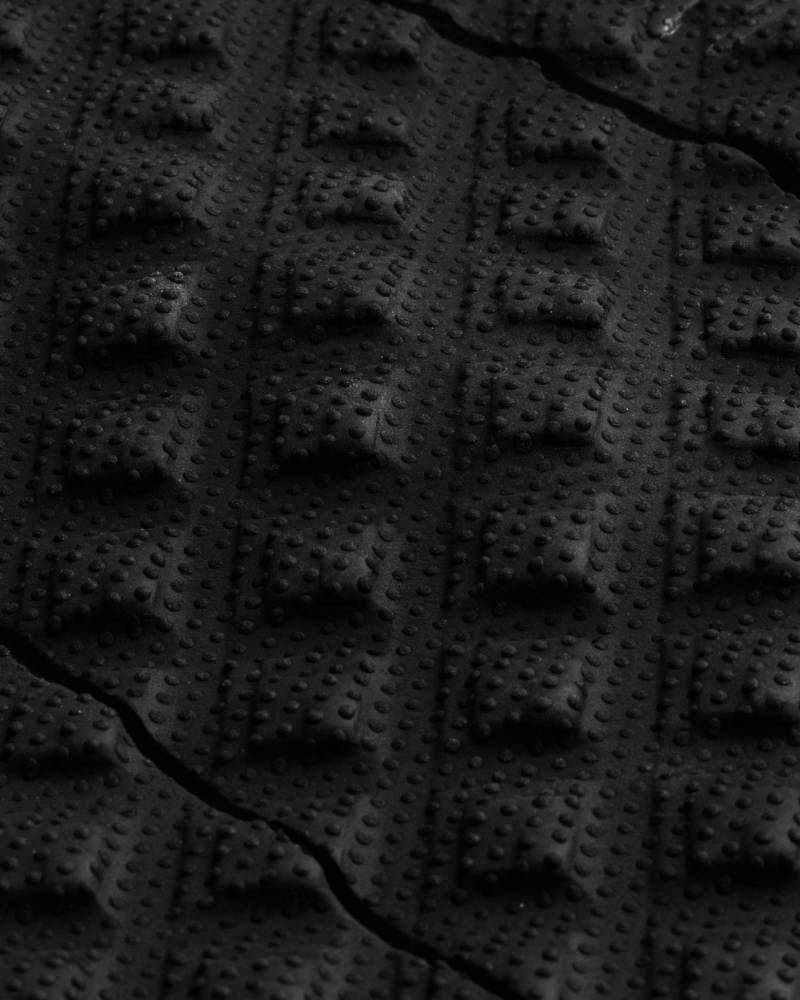 Close-up of traction pattern