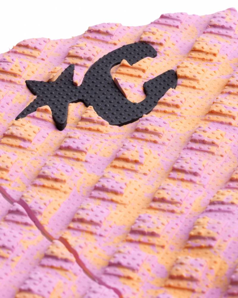 Signature Pin Tail Pro Guava Swirl Closeup